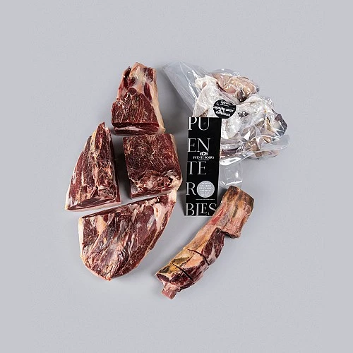 50% IBERIAN BREED FODDER-FED IBERIAN HAM FROM IBERIAN FIELDS (Boneless) 50% IBERIAN BREED FODDER-FED IBERIAN HAM FROM IBERIAN FIELDS (Boneless)