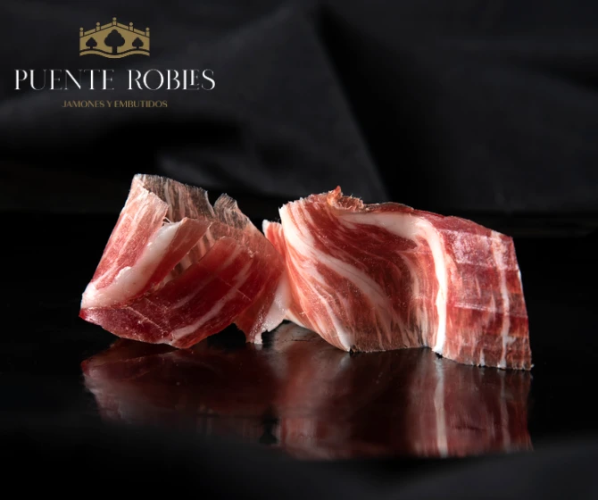 JAMÓN DE CEBO IBÉRICO 50% RAZA IBÉRICA PUENTE ROBLES JAMÓN DE CEBO IBÉRICO 50% RAZA IBÉRICA PUENTE ROBLES